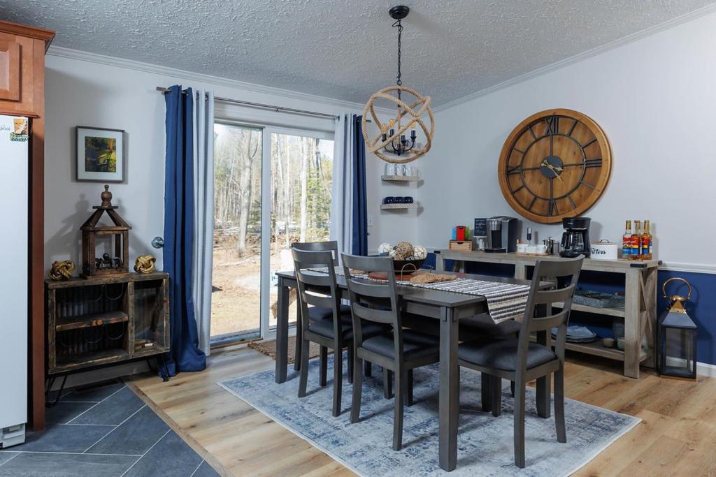The Roost By Simple Life Rentals Baileys Harbor Exterior photo